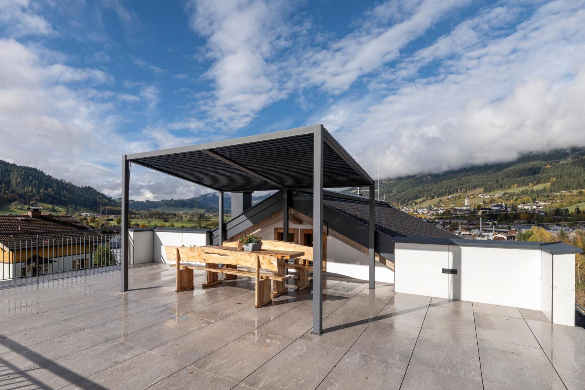 Holzlodge Deluxe Radstadt Exteriör bild